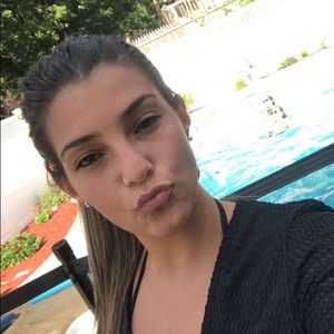 Meet your Posher, Jaclyn